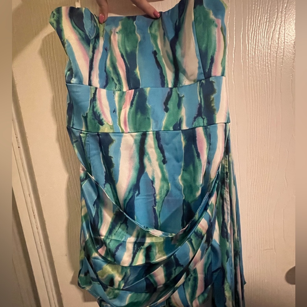 Strapless dress